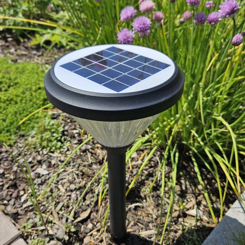 Zewnętrzna lampa solarna bez niebieskiego światła